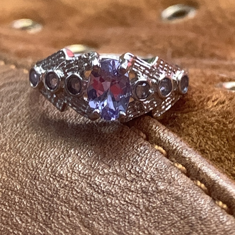 Genuine Natural Tanzanite Oval Cut Solitaire Sterling Silver 925 Ring Size 7 - Picture 10 of 12